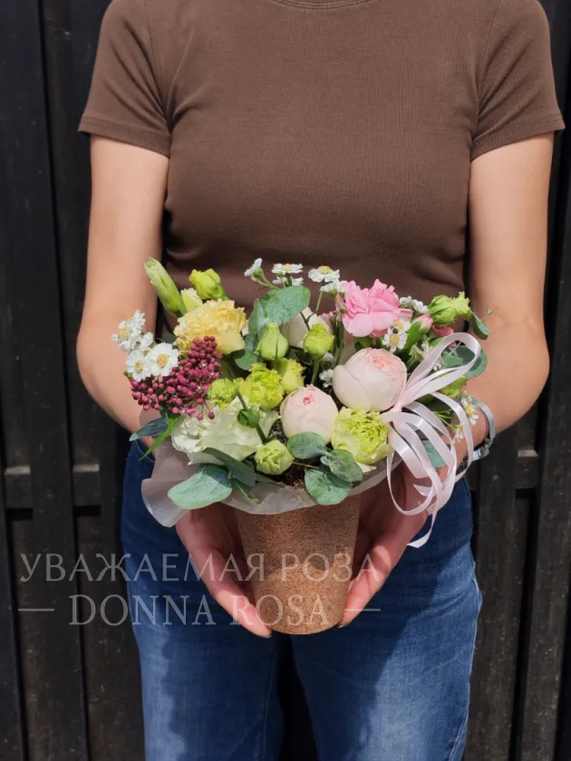 Композиция в коробке «Кустик счастья»