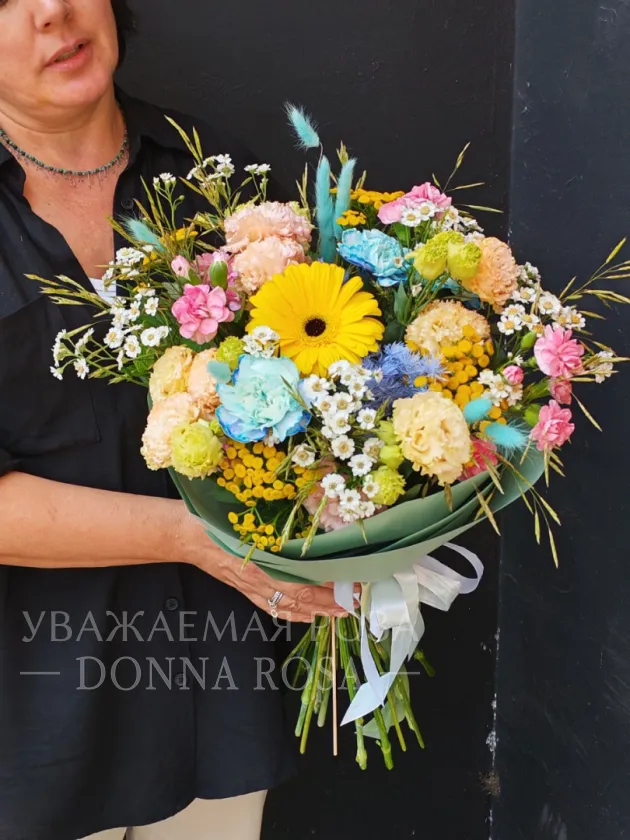 Букет с герберой «Дофаминовый шик»