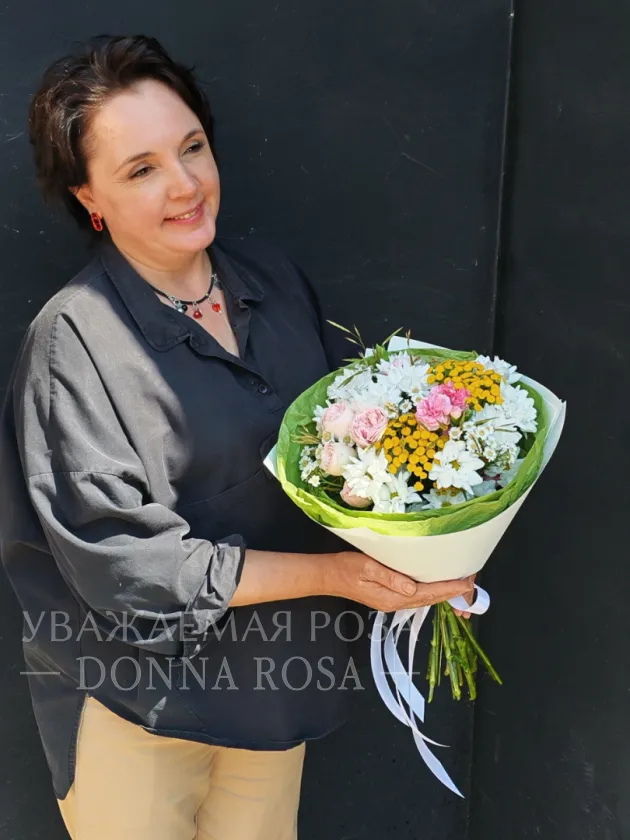 Букет с хризантемами «Ромашковое солнце»