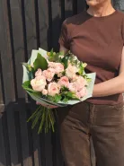 Букет с розами «Цветочная нежность»