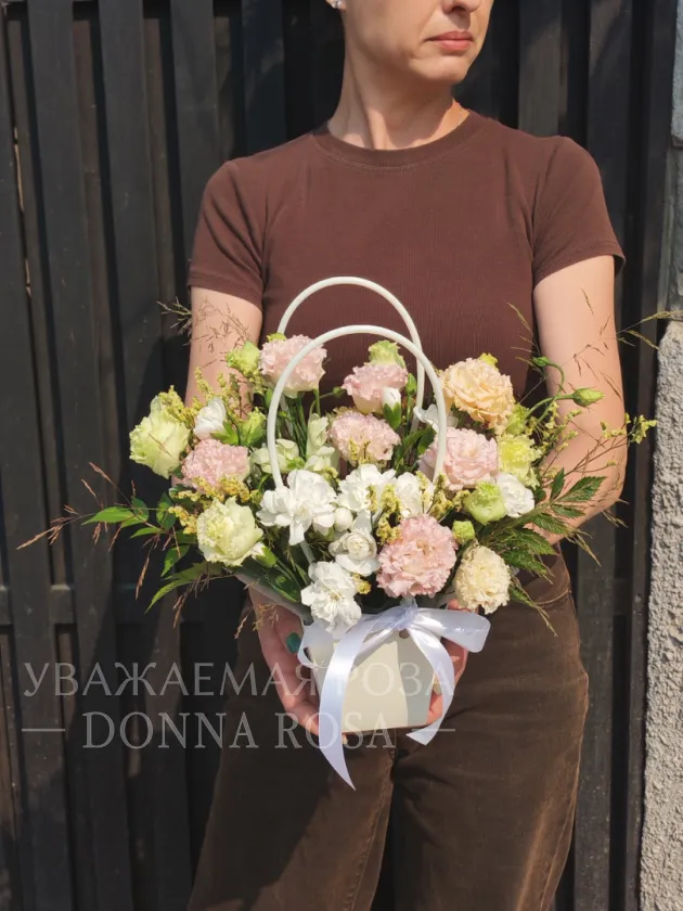 Композиция в сумочке «Мягкость дня»