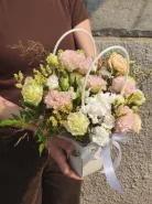 Композиция в сумочке «Мягкость дня»