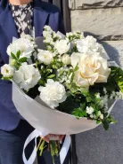 Букет с диантусами «Элегантное облако»