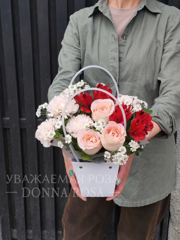 Композиция в сумочке «Пламя любви»