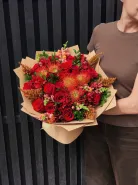 Букет мужской с розами «Рубиновый шик»