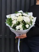 Букет с диантусами «Белый шепот»