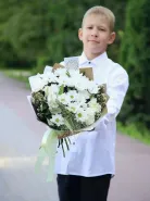 Букет с хризантемами «Облачное счастье»