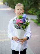Букет с кустовой розой «Небесная красота»