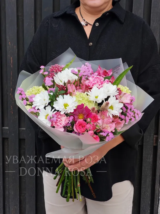 Букет с альстромерией «Розовая пелена