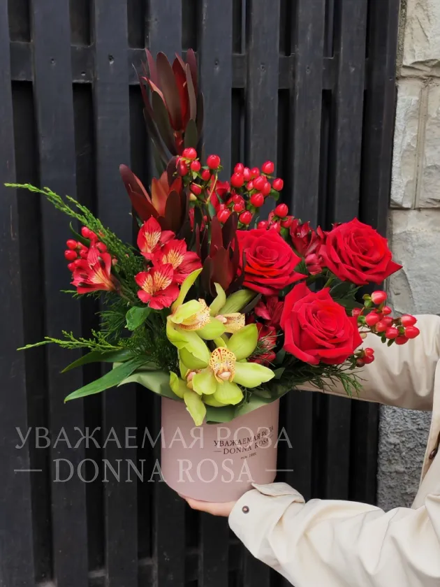 Композиция в коробке «Страсть»