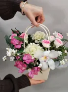 Композиция в сумочке «Цветочное очарование»