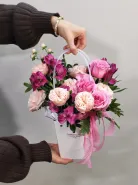 Композиция в сумочке «Розовый микс»