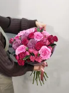 Букет с альстромерией «Яркий комплимент»