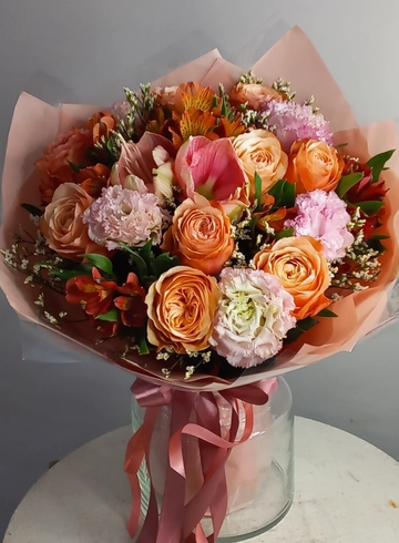 Сборный букет &laquo;Осеннее тепло&raquo; от интернет-магазина цветов в 