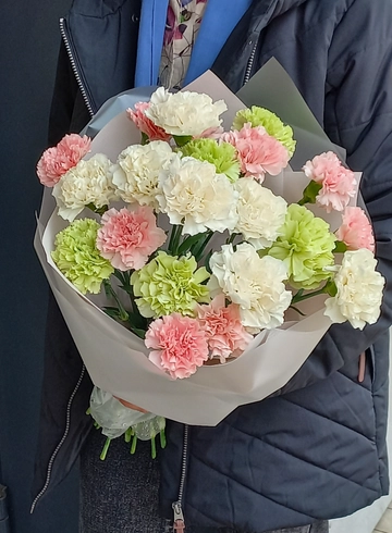 Монобукет из разноцветной гвоздики &laquo;Тёплые гвоздики&raquo; от интернет-магазина цветов в 