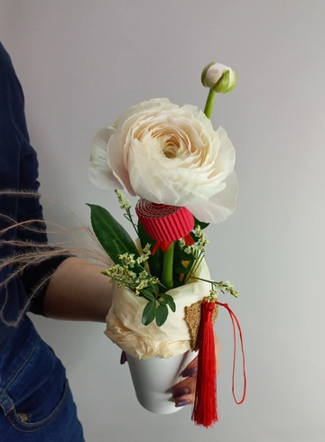 Цветы в коробке &laquo; Вечер с тобой &raquo; от интернет-магазина цветов в 