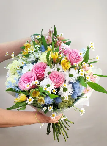 Букет &laquo;Дофаминовый шик&raquo; от интернет-магазина цветов в 