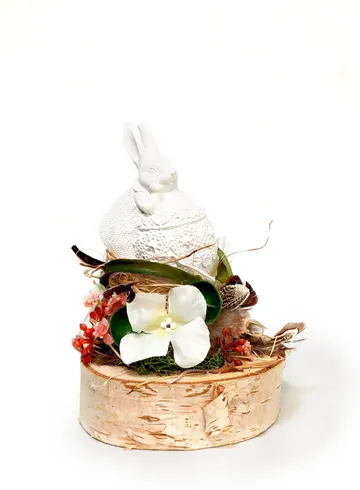 Композиция с зайцем 14х10 от интернет-магазина цветов в 