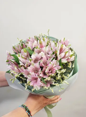 Букет &laquo;Парханье бабочки&raquo; от интернет-магазина цветов в 